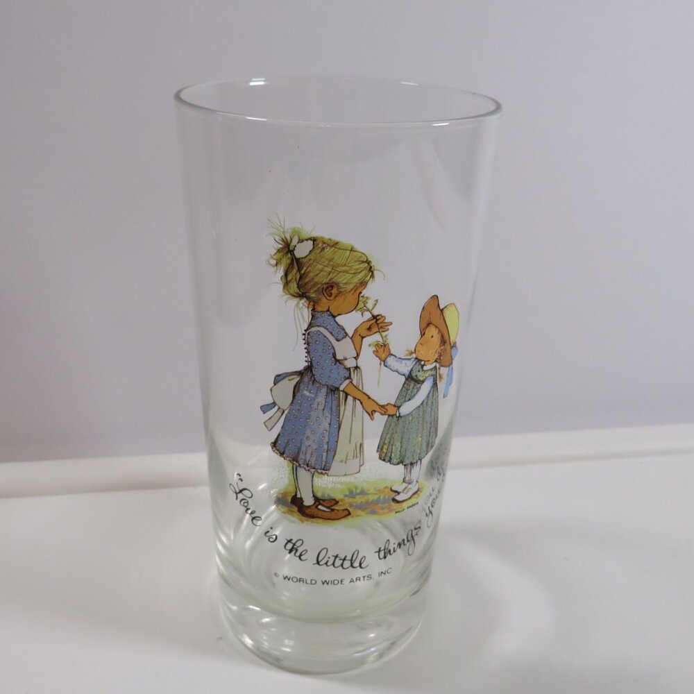 Holly Hobby 1970s "Love is the Little Things You Do" Glass